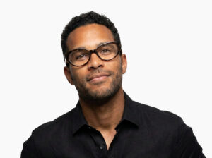 Man model wearing Murasaki tortoise acetate eyeglasses from Vediview