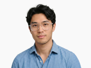 Man model wearing Calder clear TR90 eyeglasses from Vediview