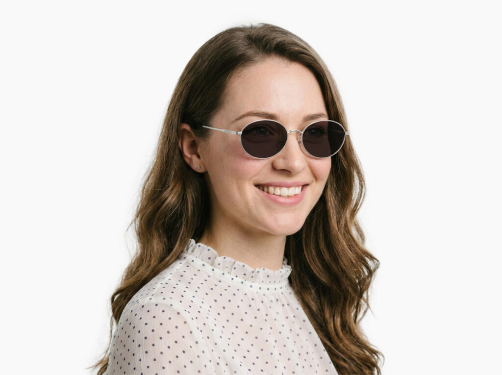 Woman model wearing Alva silver metal sunglasses from Vediview