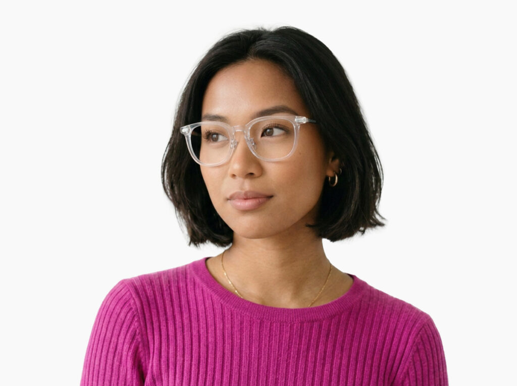 Woman model wearing Merce clear TR90 eyeglasses from Vediview