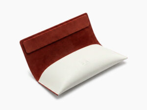 An open white leather case from Vediview