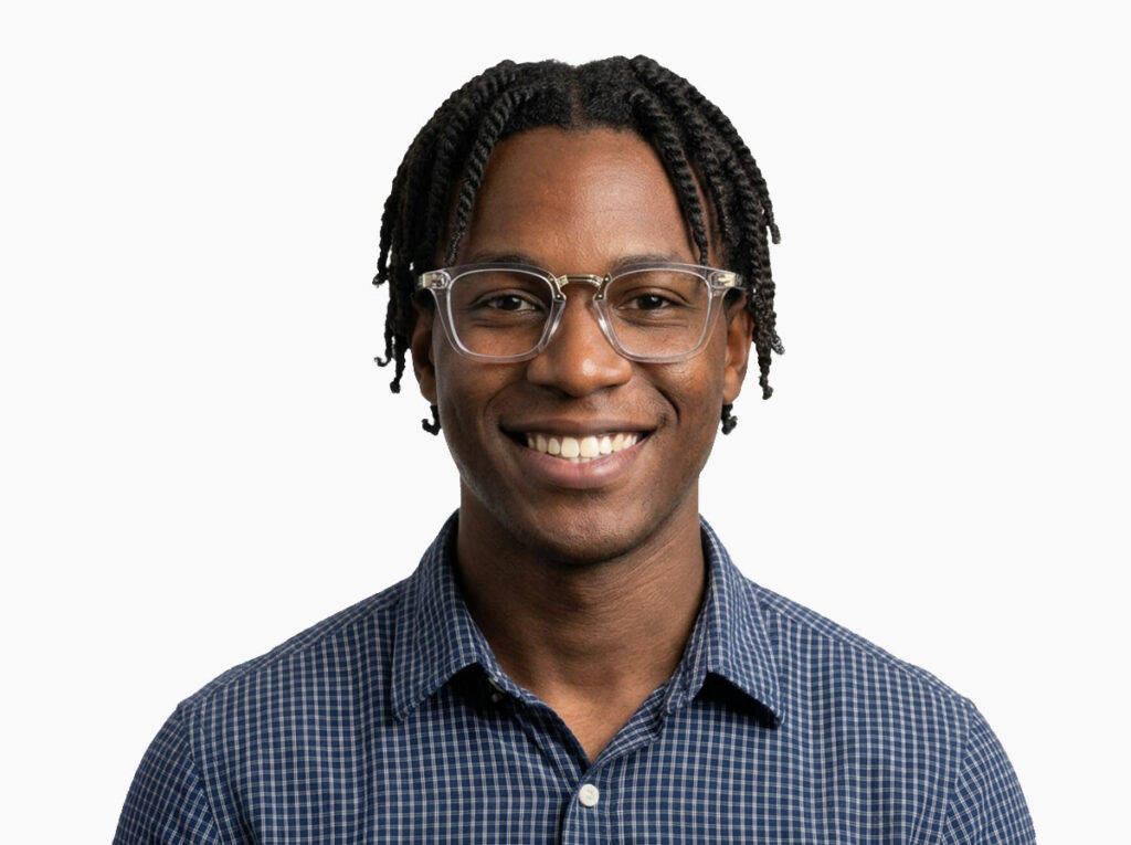 Man model wearing Baldwin clear acetate eyeglasses from Vediview