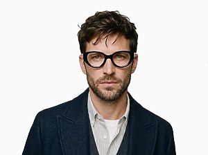 Man model wearing Garcia black acetate eyeglasses from Vediview
